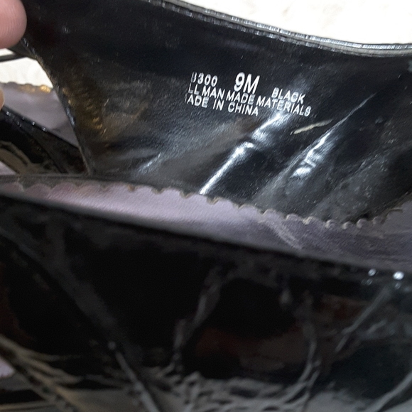 3/$30 Maurices black patent croco embossed slingback heels size 9M - Picture 9 of 11
